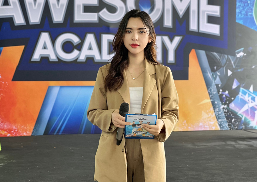 Tú Anh Susu, bóng hồng mới của VCS, fan cứng của Lionel Messi