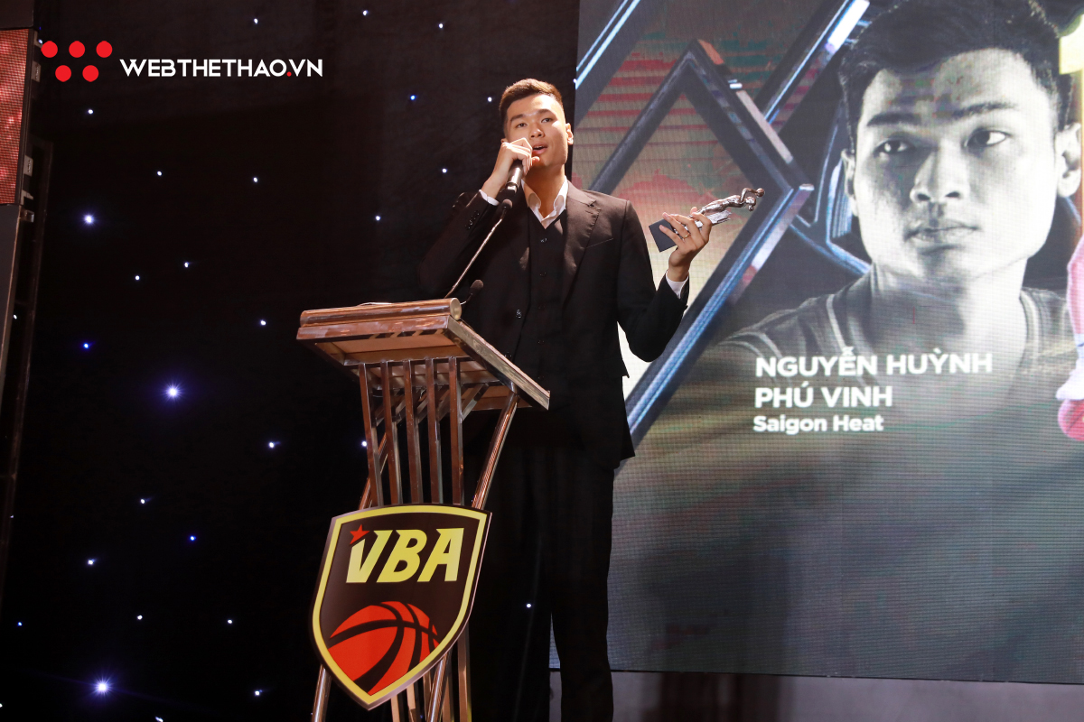 Kết quả VBA Awards 2023: Barkley "ẵm" 4 giải, Phú Vinh trở thành nội binh xuất sắc nhất