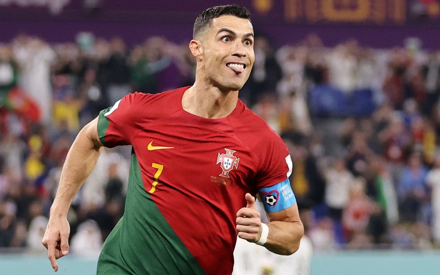 Số bàn thắng của Ronaldo từ năm 30 tuổi vượt qua chân sút xuất sắc nhất 192 đội bóng Số bàn thắng của Ronaldo từ năm 30 tuổi vượt qua chân sút xuất sắc nhất 192 đội bóng