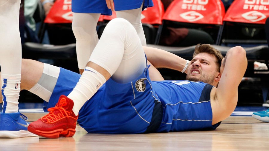 Luka Doncic chấn thương, có kịp hồi phục để so tài Victor Wembanyama?