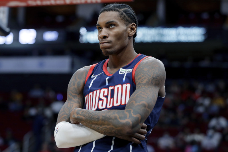Bị oan nhưng sao trẻ Houston Rockets vẫn thất nghiệp?