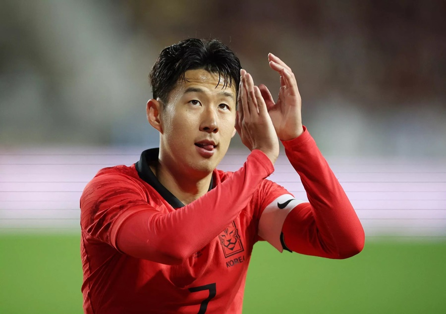 Son Heung Min tự nhận “không làm được gì nhiều” khi Hàn Quốc hủy diệt Việt Nam