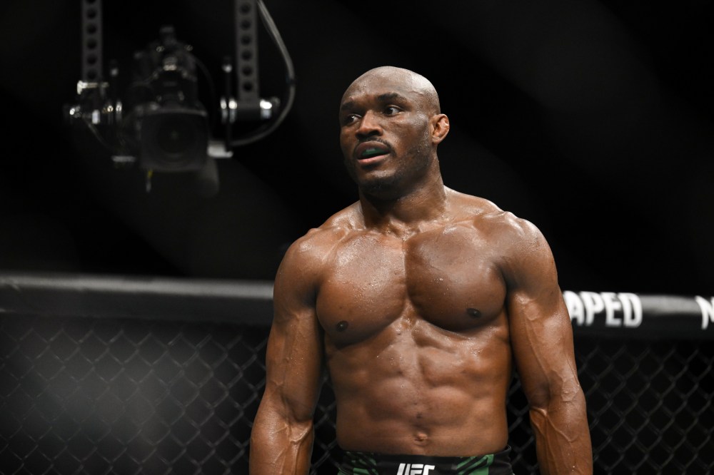 Kamaru Usman gặp chấn thương ở buổi tập công khai UFC 294?