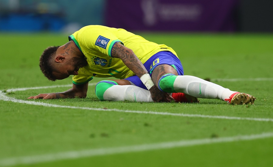 Neymar chơi ít trận như thế nào so với Ronaldo, Mbappe và Messi trong 5 năm qua?