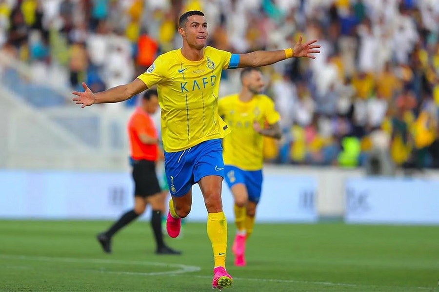 Ronaldo lọt vào Top cầu thủ ghi bàn bằng sút phạt tốt nhất mọi thời đại Ronaldo lọt vào Top cầu thủ ghi bàn bằng sút phạt tốt nhất mọi thời đại