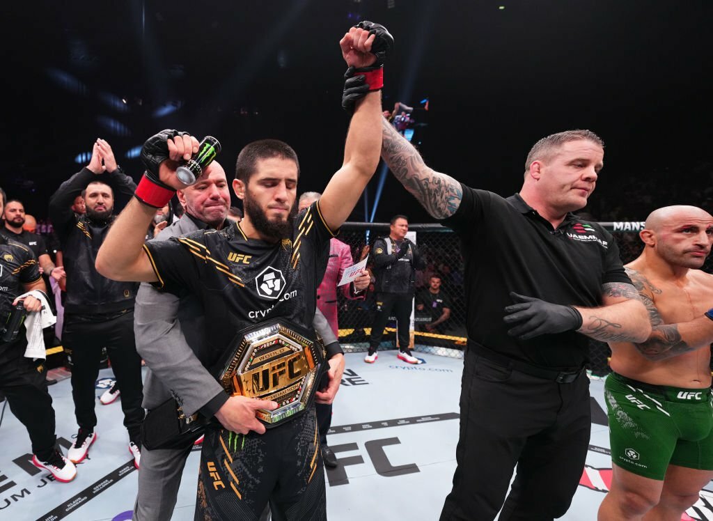 Dana White: Islam Makhachev đã thoát bóng Khabib, lộ thời điểm lên hạng