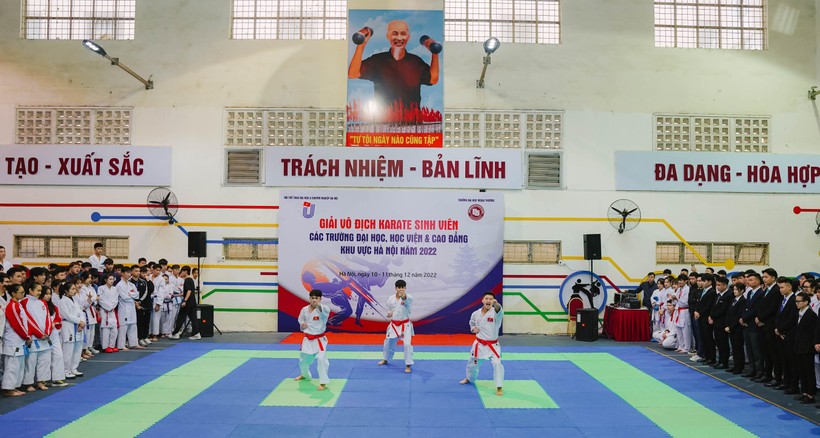 300 VĐV quy tụ tại giải Vô địch Karate sinh viên Hà Nội mở rộng 2023
