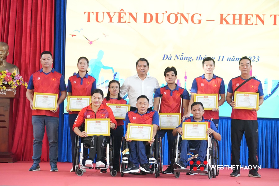 L&ecirc; Ti&ecirc;́n Đạt được thưởng lớn sau t&acirc;́m HCV ở Asian Para Games 4