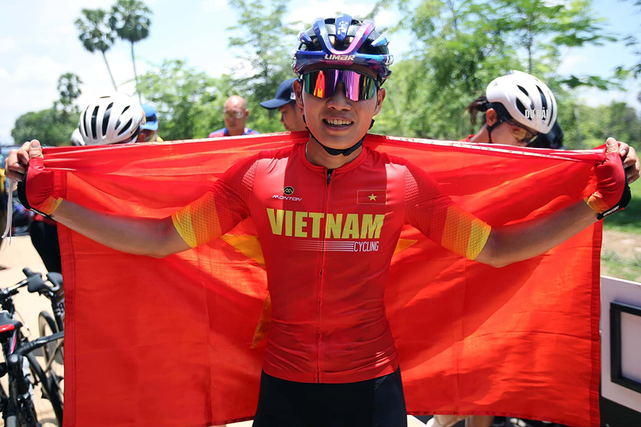 Ứng vi&ecirc;n C&uacute;p Chiến thắng 2023: &ldquo;Nữ ho&agrave;ng xe đạp&rdquo; Nguyễn Thị Thật tạo kh&aacute;c biệt với tấm HCV ch&acirc;u &Aacute; v&agrave; suất Olympic