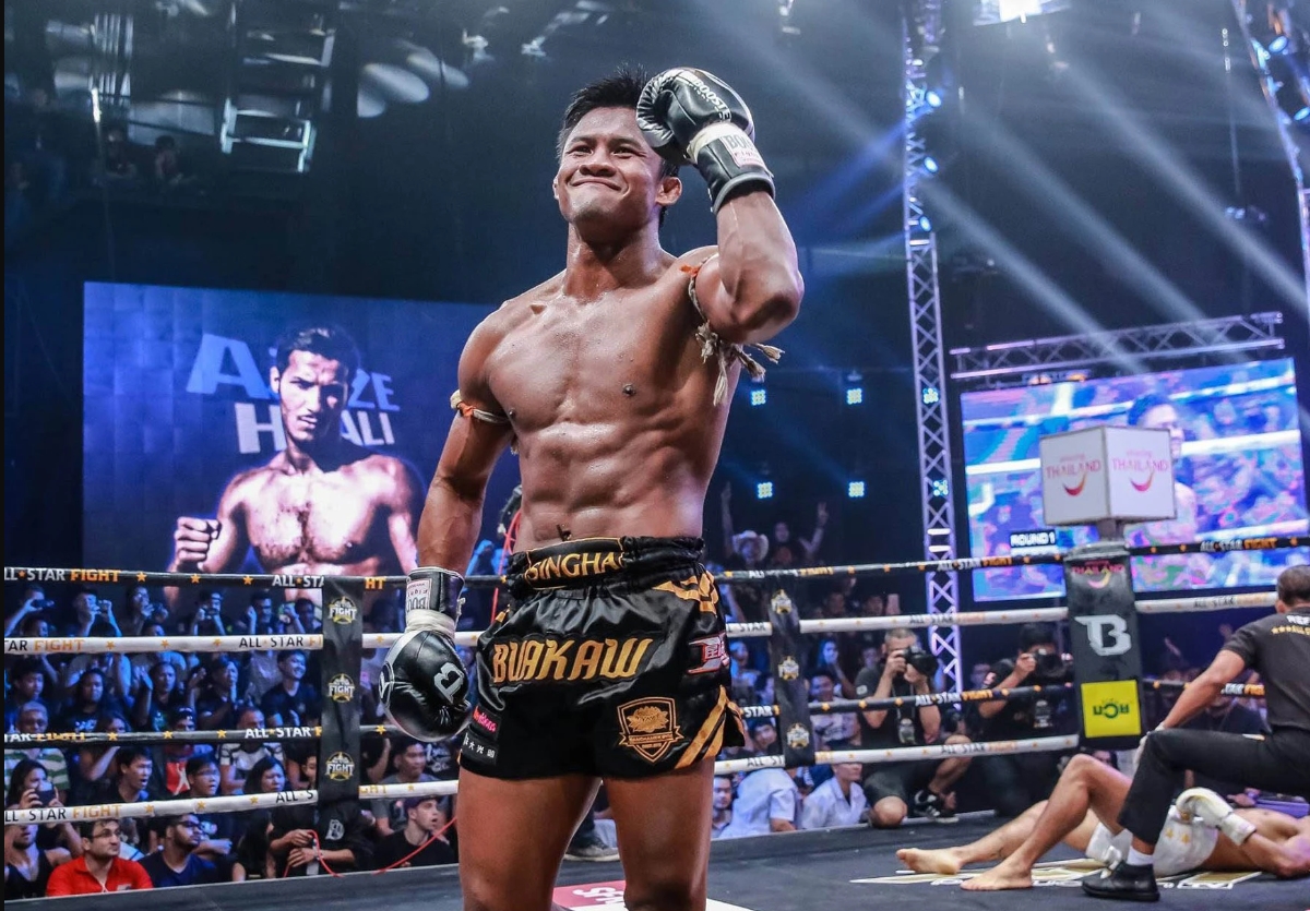 "Thánh Muay" Buakaw sẽ đánh trận Kickboxing cuối cùng vào tháng 12?