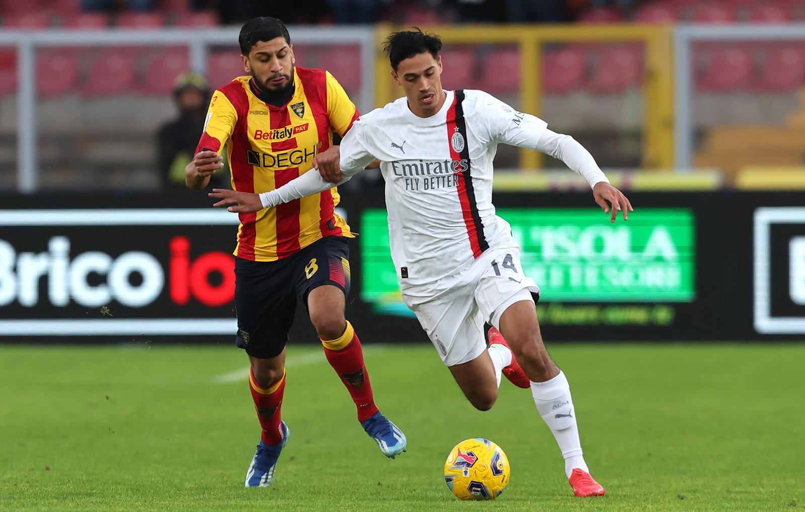 Dự đoán AC Milan vs Fiorentina, 2h45 ngày 26/11, Serie A