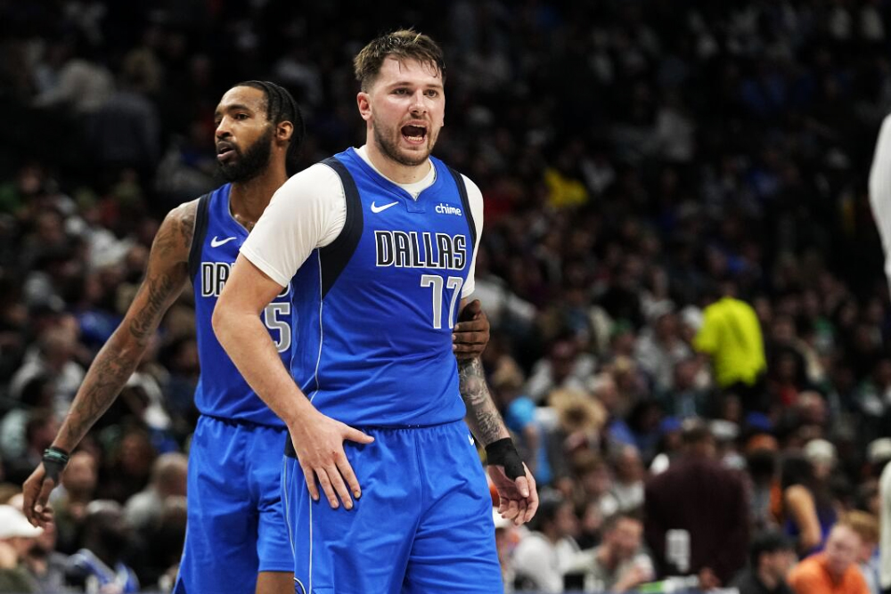 Chuỗi điểm thần kỳ 30-0 vẫn không mang về chiến thắng cho Luka Doncic và Dallas Mavericks