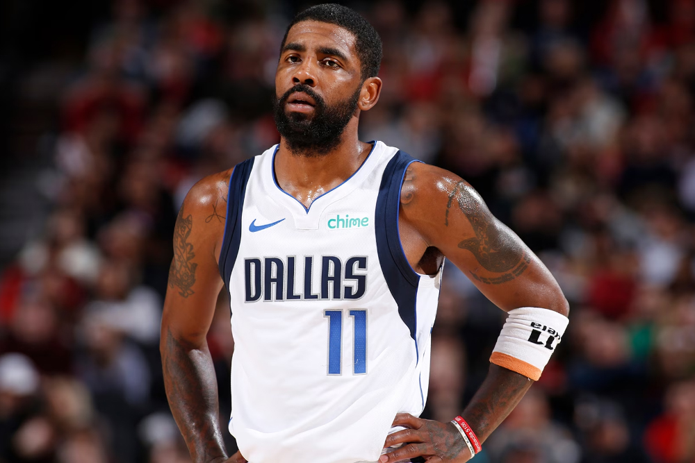 Kyrie Irving phải bó chân và đi bằng nạng: Chưa rõ ngày tái xuất cho Dallas Mavericks