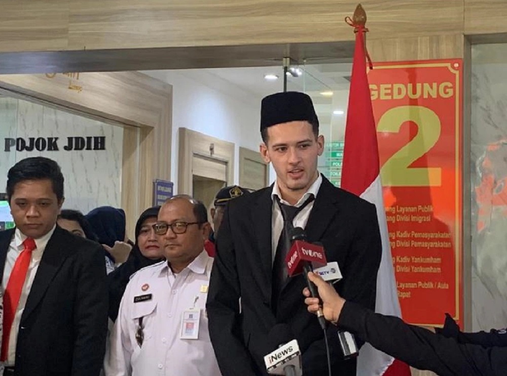 Trào lưu sử dụng cầu thủ nhập tịch ở Asian Cup 2023: Có đội gọi đến cả 1 đội hình Trào lưu sử dụng cầu thủ nhập tịch ở Asian Cup 2023: Có đội gọi đến cả 1 đội hình