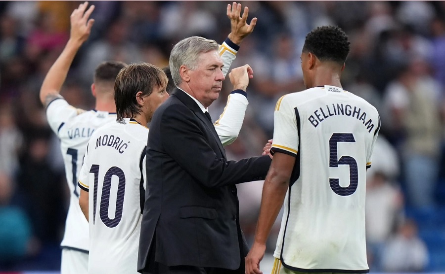 Gi&aacute;ng sinh trắng của Real Madrid v&agrave; Bellingham