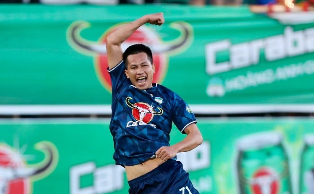 Hà Nội “góp sức” giúp HAGL cắt mạch toàn hòa và thua ở V.League