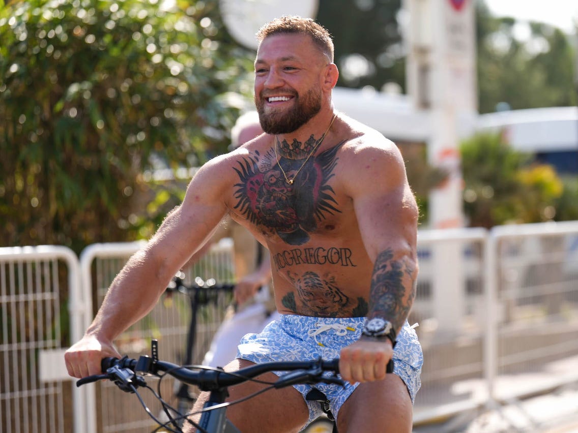 Conor McGregor tuyên bố trở lại UFC: Michael Chandler phản ứng, fan hoài nghi