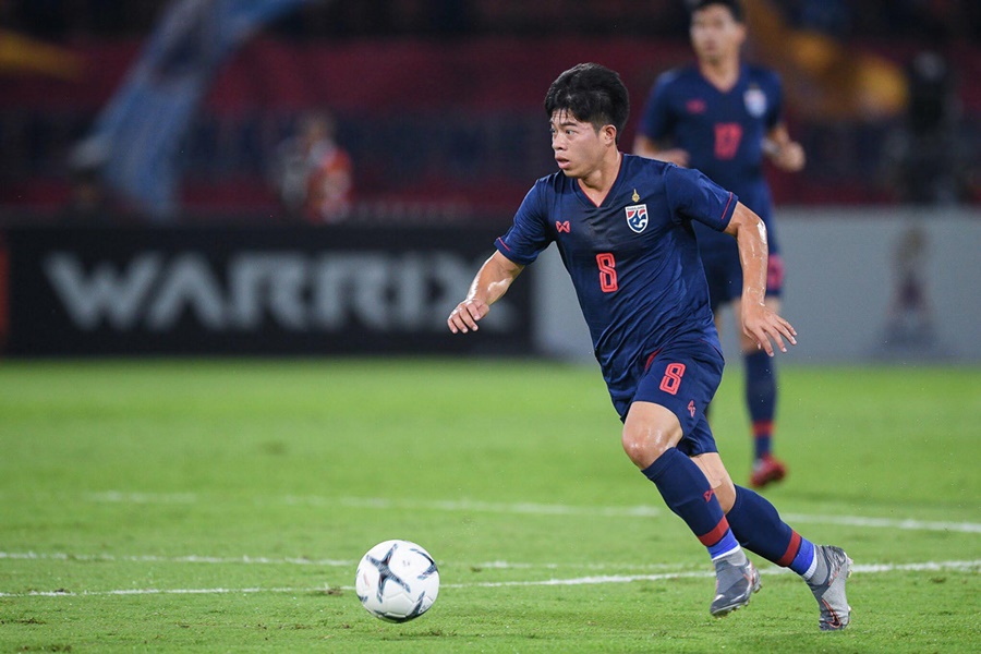 Sao Thái Lan gây phẫn nộ: Bỏ ĐTQG ngay trước Asian Cup vì sợ mất việc ở CLB