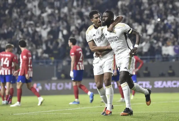 Real Madrid thắng trong hiệp phụ trận Siêu cúp có 8 bàn thắng