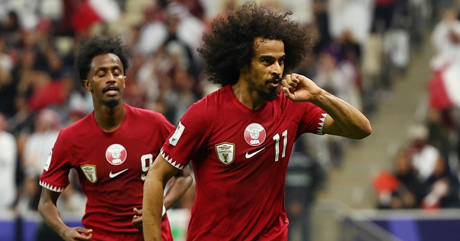 Bộ đôi từng khụy gối dưới đôi chân ma thuật của Quang Hải giúp Qatar khởi đầu suôn sẻ ở Asian Cup 2023