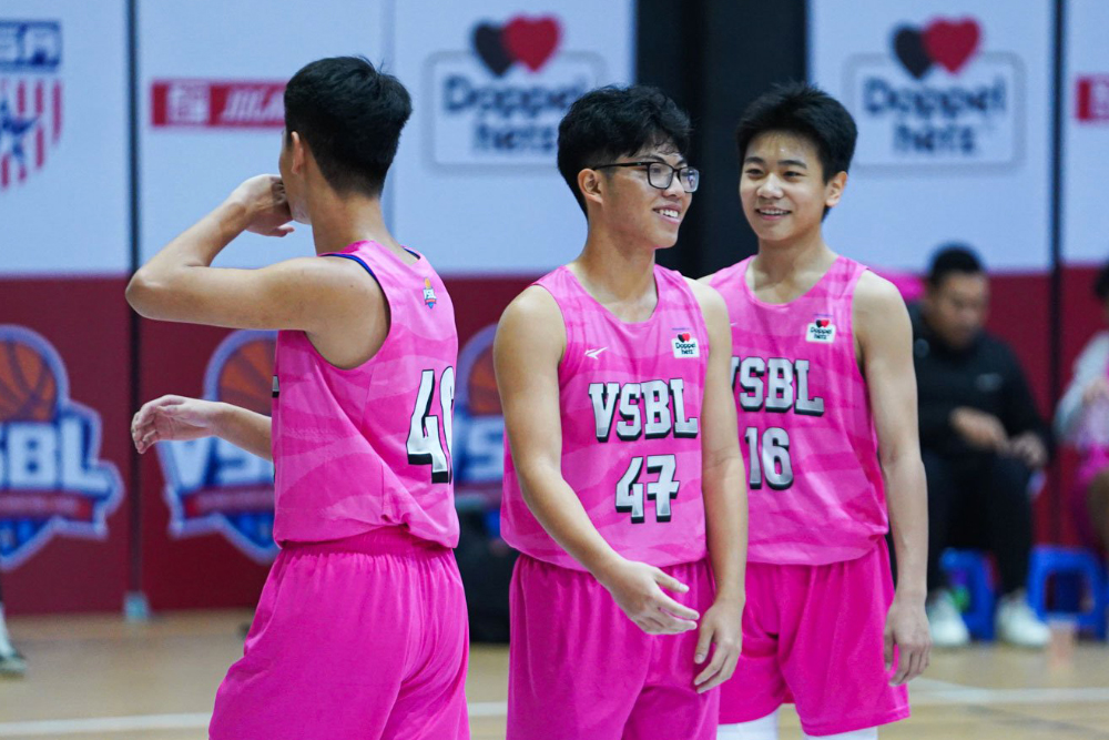 Playoff VSBL 2023-2024 ngày 13/1: Chủ nhà dừng bước trong ngày thi đấu nhiều trận blow-out