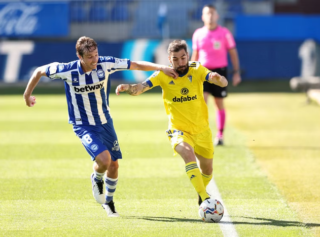 Nhận định, soi kèo Alaves vs Cadiz: Điểm tựa sân nhà