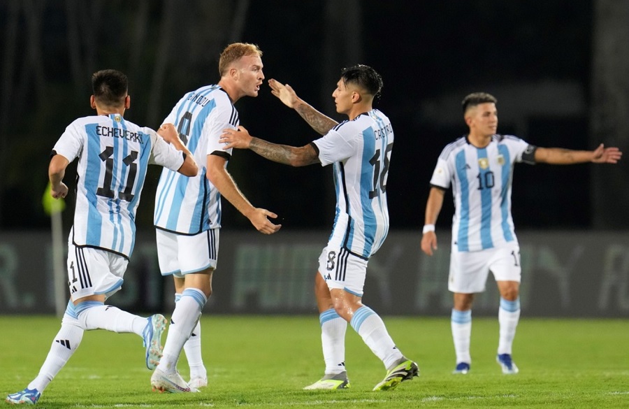Argentina suýt thua ở trận mở màn vòng loại Olympic 2024