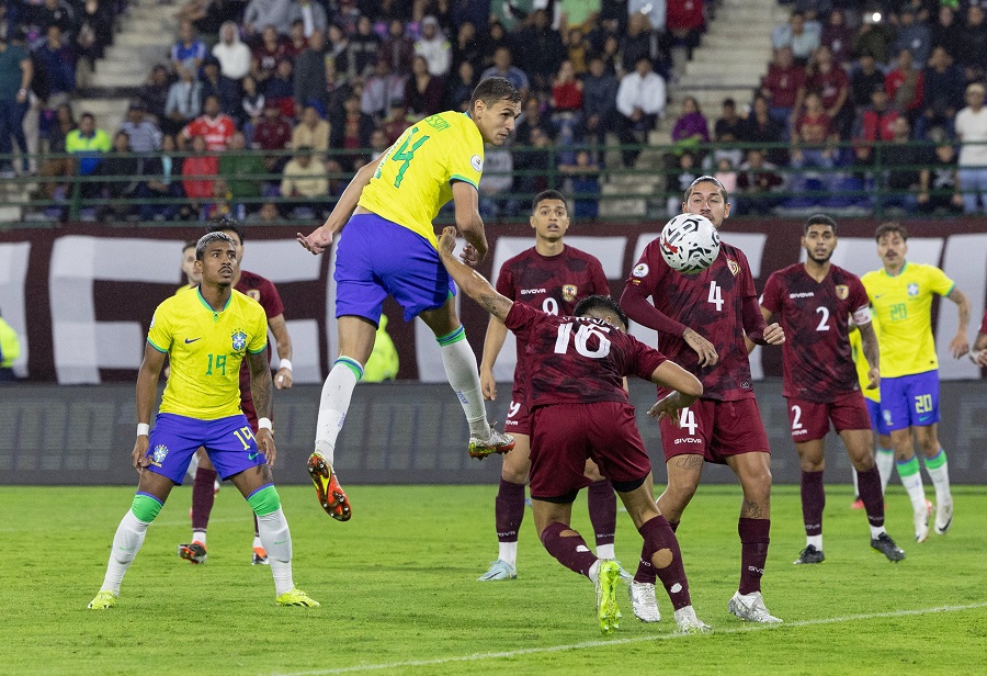 Brazil thắng chật vật và định đoạt suất dự Olympic 2024 trước Argentina Brazil thắng chật vật và định đoạt suất dự Olympic 2024 trước Argentina