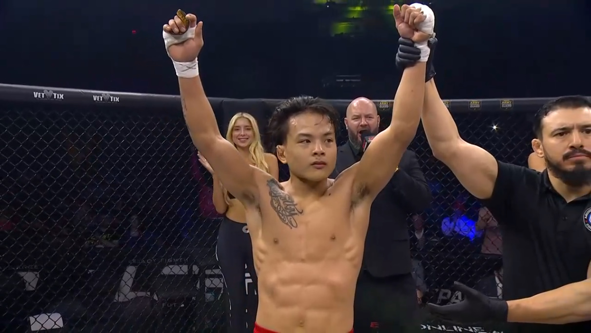Hồ Tuấn An thắng nghẹt thở đầu năm mới, đường đến UFC ngay trước mắt