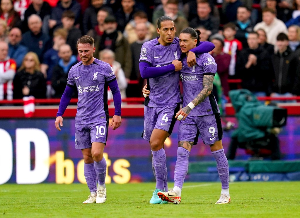 Kết quả Brentford vs Liverpool: Salah trở lại và lập công