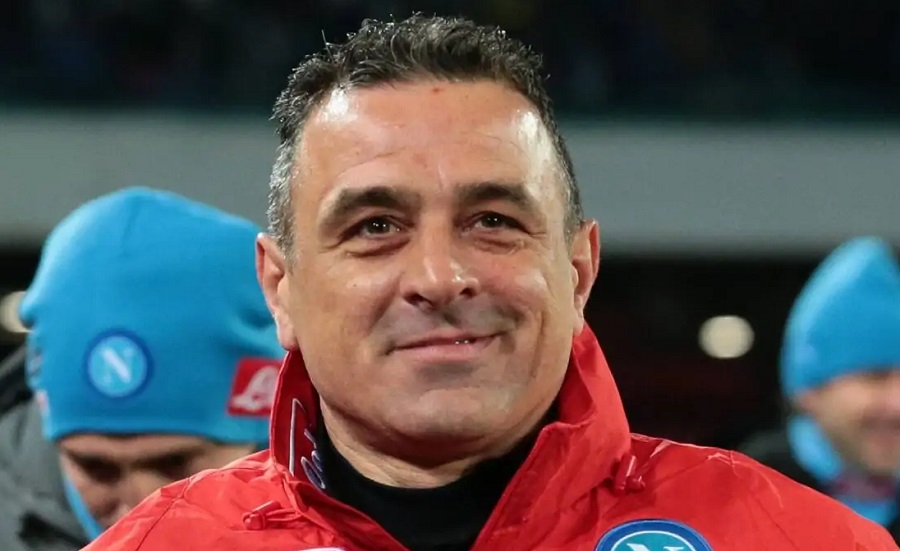 Napoli sa thải HLV thứ hai chỉ 48 giờ trước trận gặp Barcelona