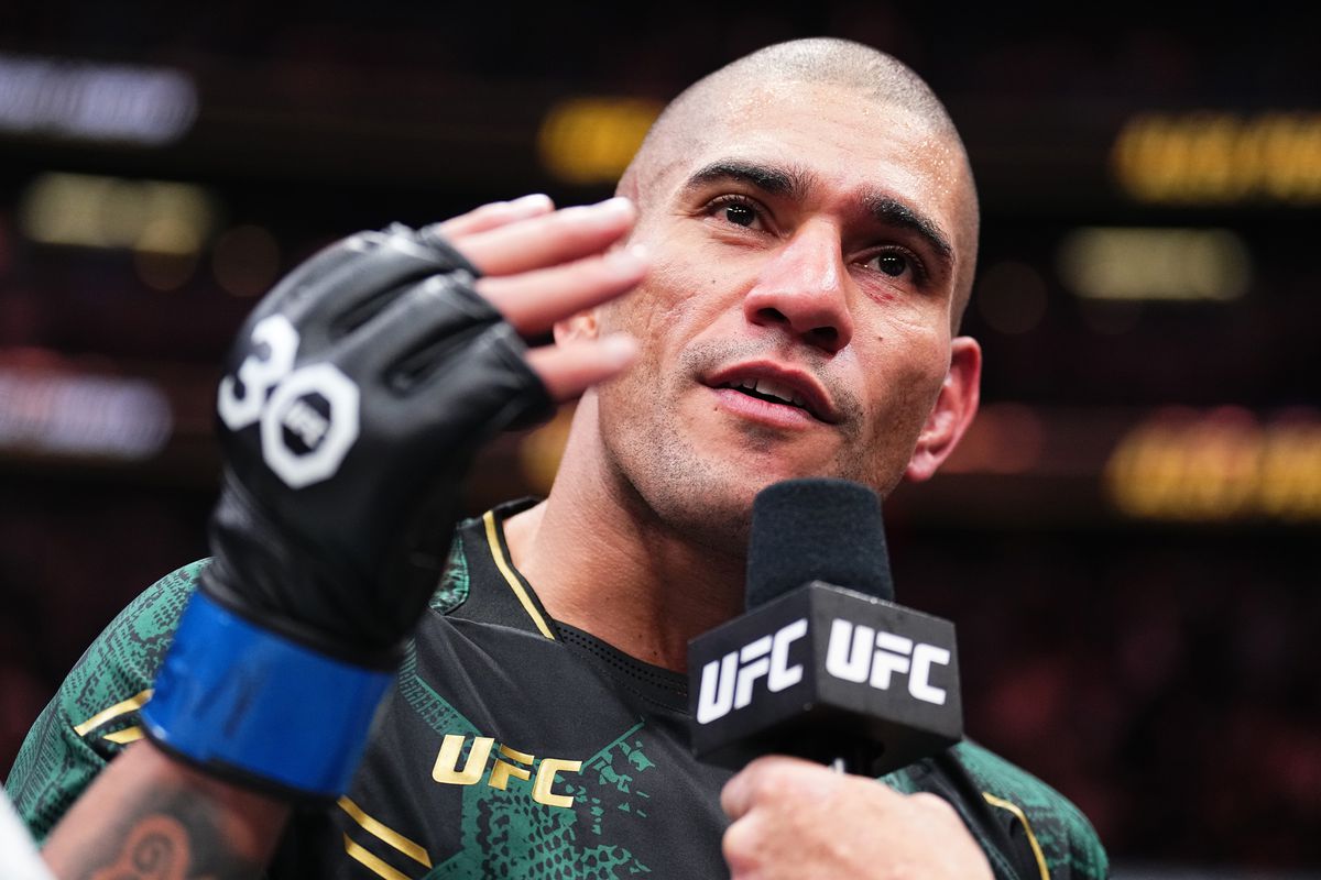 Alex Pereira chưa thỏa mãn với UFC 300, lại muốn phá kỷ lục?