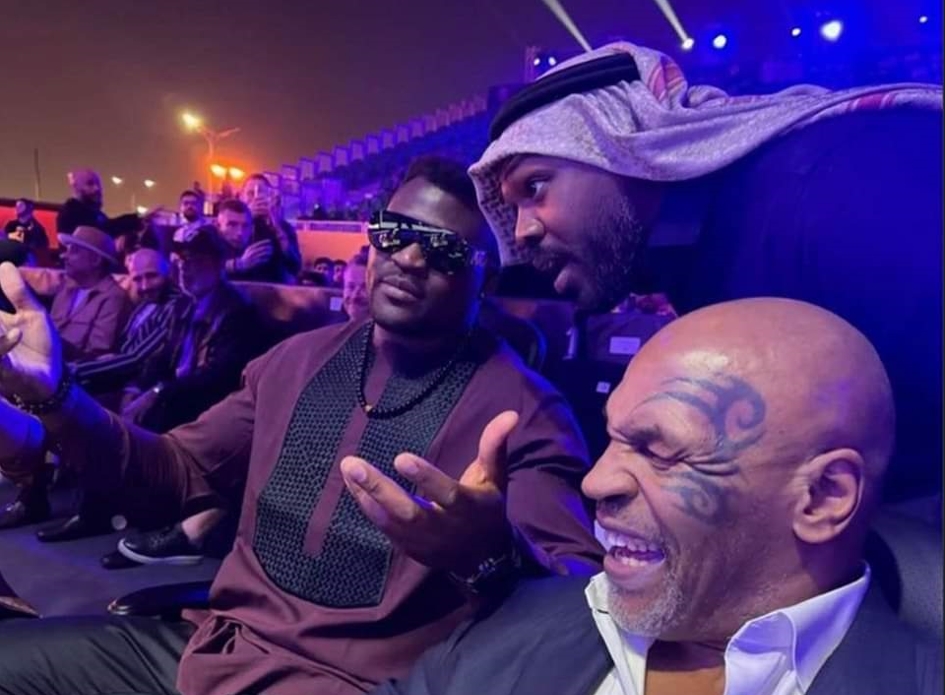 Jon Jones: Hạ Stipe Miocic xong, sẽ là Tom Aspinall và Francis Ngannou