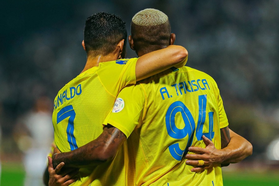 Đội h&igrave;nh dự kiến Al Nassr vs Al Raed: Ronaldo mất đối t&aacute;c Talisca