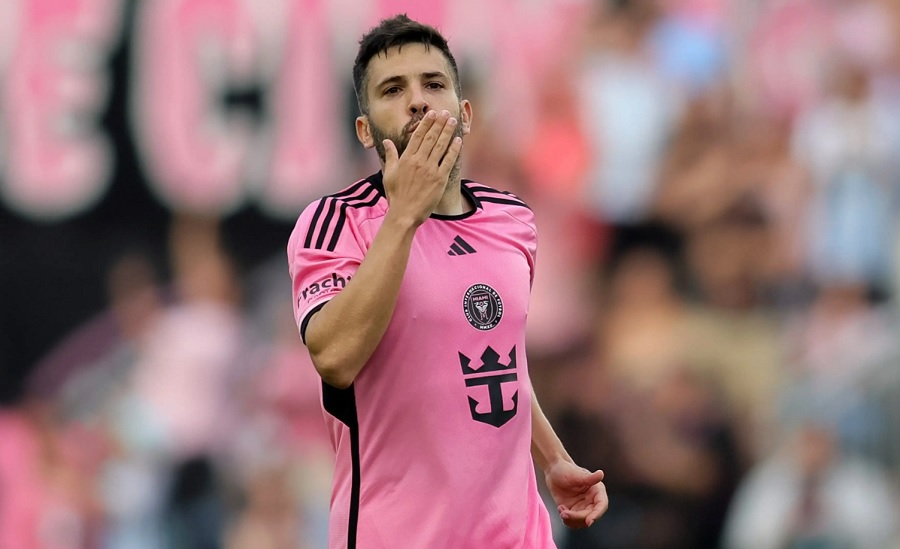 Đồng đội của Messi ở Inter Miami lọt vào đội hình tiêu biểu MLS