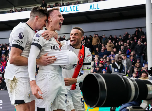Nhận định, soi kèo Luton vs Nottingham: Nhưng kẻ khốn khổ