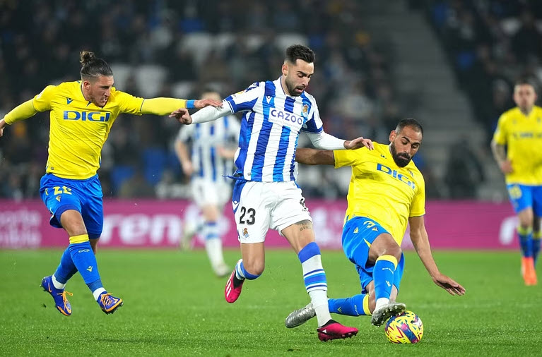 Nhận định, soi kèo Real Sociedad vs Cadiz: Lung lay top 6