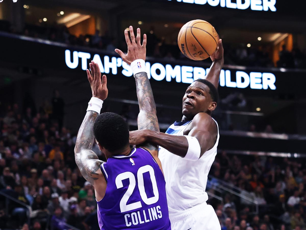 Anthony Edwards úp rổ khiến hai người chấn thương: Chốt sớm giải thưởng Dunk of The Year?