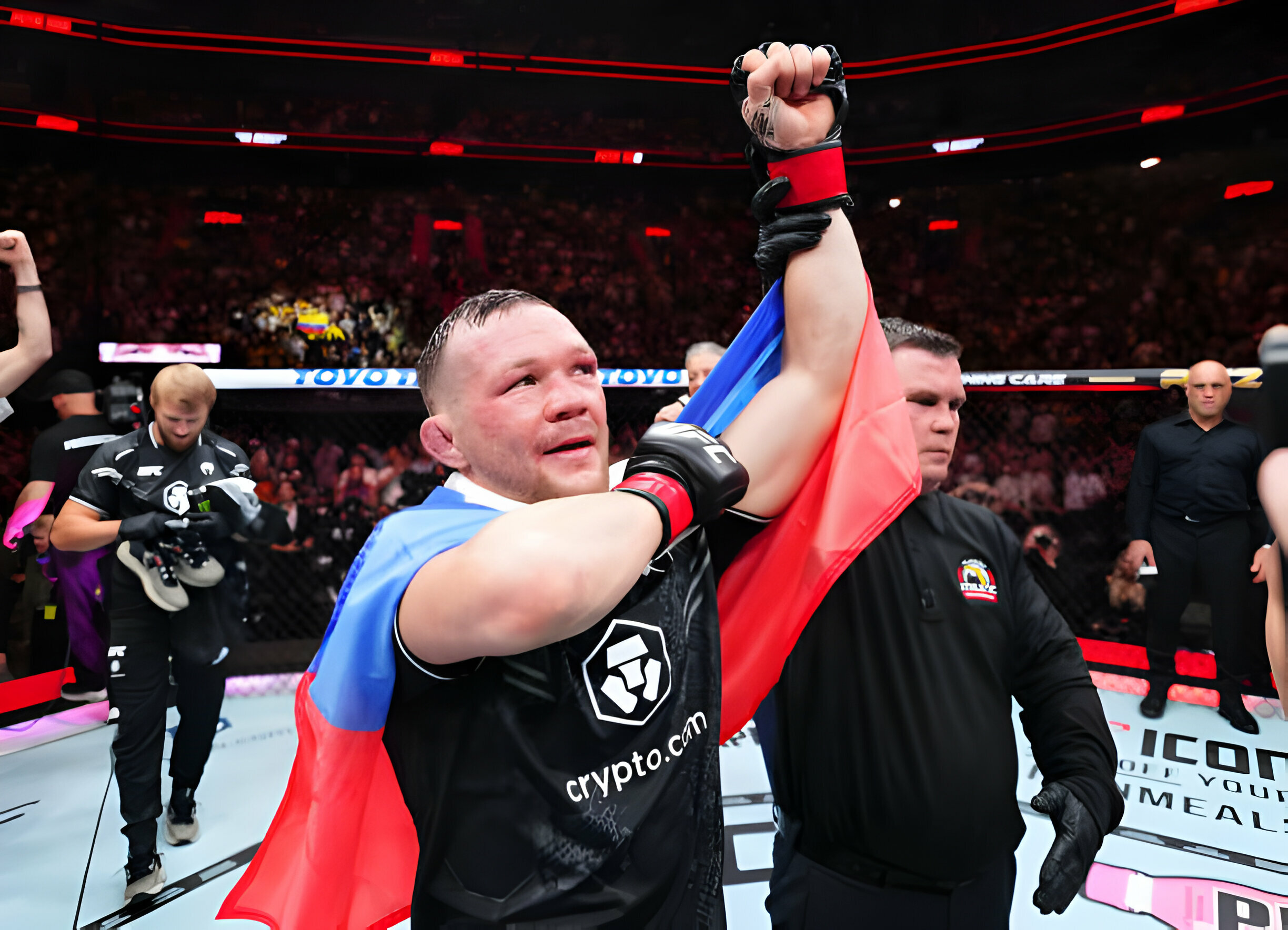 Petr Yan nhập hội đa chấn thương sau UFC 299