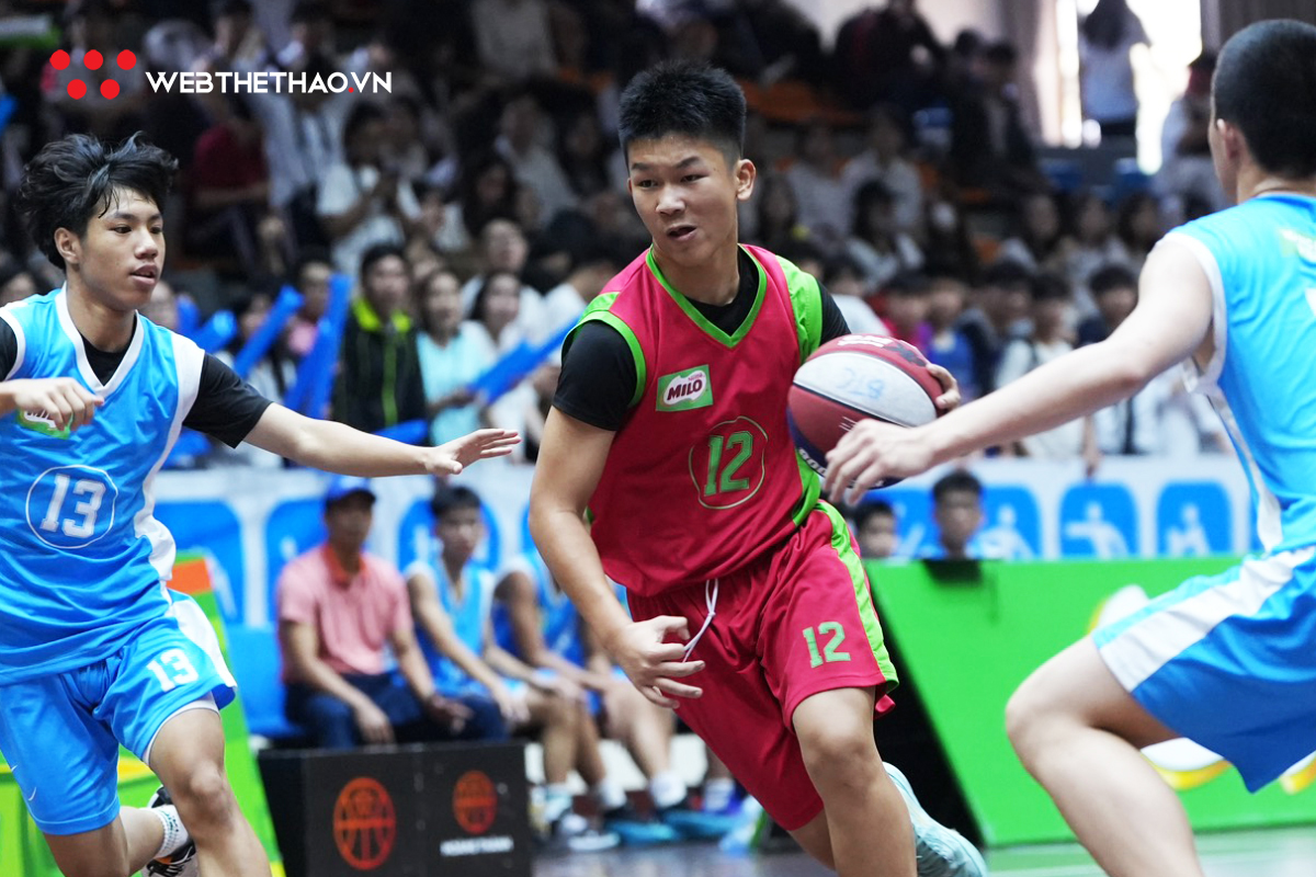 Xem ngay: Cú ném game-winner khó tin định đoạt ngôi vô địch Giải bóng rổ Hội Khoẻ Phù Đổng Hà Nội năm 2024
