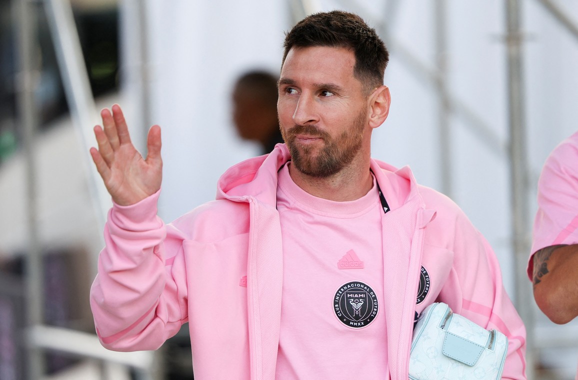Messi đưa ra tuyên bố về việc giải nghệ khiến người hâm mộ thở phào