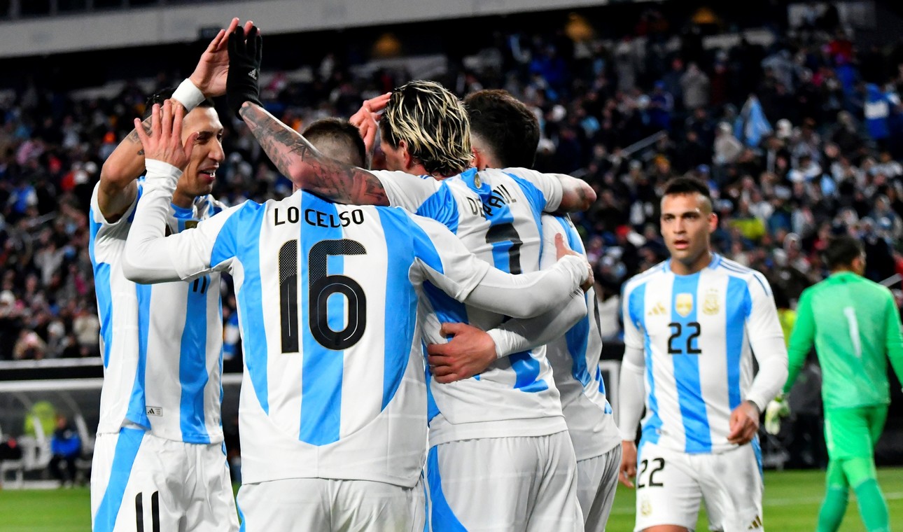 Bảng xếp hạng FIFA: Tuyển Argentina hoàn tất 1 năm đứng nhất