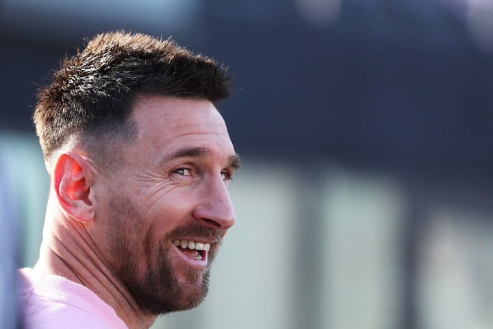 Trực tiếp Inter Miami vs Colorado: Messi lập tức ghi bàn