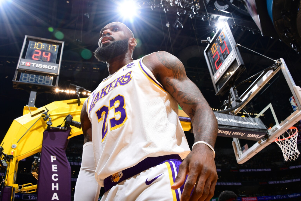 Los Angeles Lakers hạ gục đội top-3 miền Đông, chớp thời cơ thăng hạng trong cuộc đua Playoffs