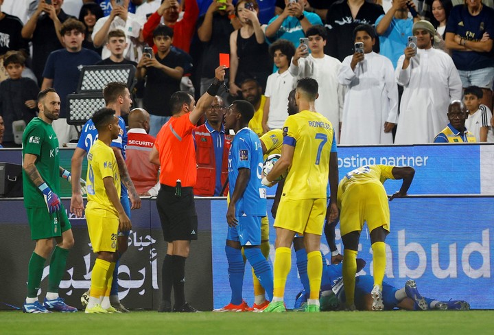 Tất cả các thẻ đỏ của Cristiano Ronaldo trong sự nghiệp