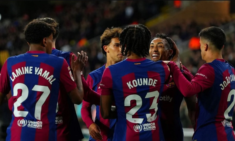 Danh sách cầu thủ Barcelona gặp PSG có sự góp mặt đầy bất ngờ