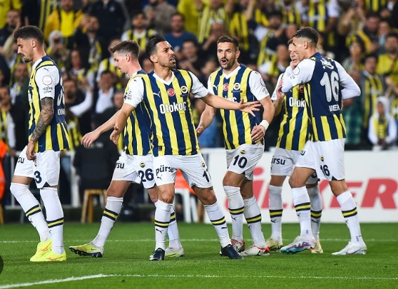 Nhận định, soi kèo Olympiacos vs Fenerbahce: Nợ cũ chồng nợ mới