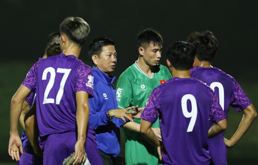 Vì sao HLV Hoàng Anh Tuấn không lo khi U23 Việt Nam chưa tốt về đấu pháp?