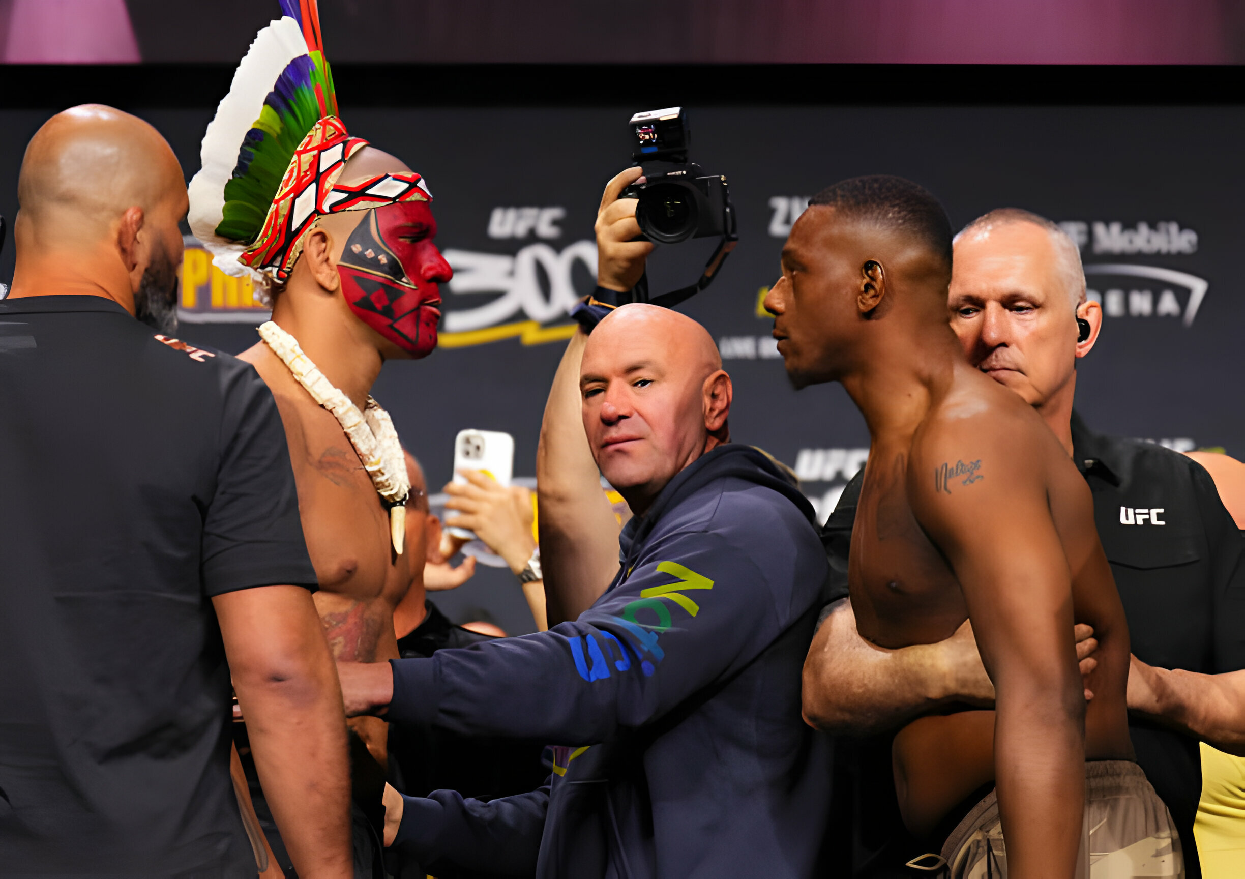 Nhận định UFC 300: Alex Pereira vs. Jamahal Hill