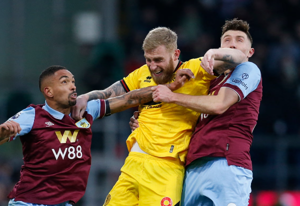 Nhận định, soi kèo Sheffield United vs Burnley: Đưa nhau vào thế khó